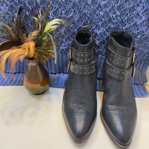 ROAN BY BED STU WOMEN'S BLACK VILLE BUCKLE WESTERN BOOTIES